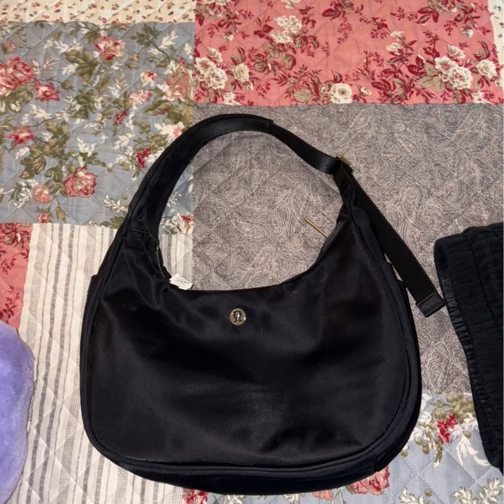 Lululemon everywhere bag 4l